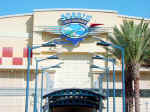SoarinCaliforniaEntrance.jpg (148426 bytes)